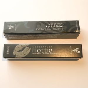 Younique Lip Bundle: Exfoliator & Plumper gloss